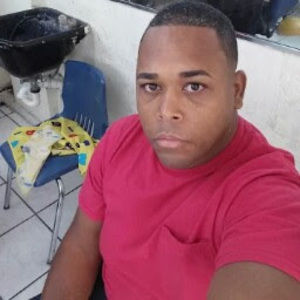 Meet your Posher, Luis